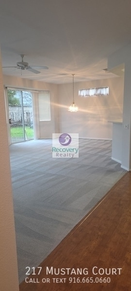 Photo - 217 Mustang Ct