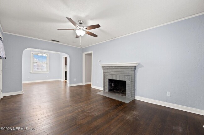 Photo - 59 W 55th St