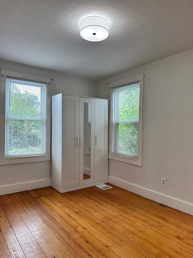 157 Union St Unit 2