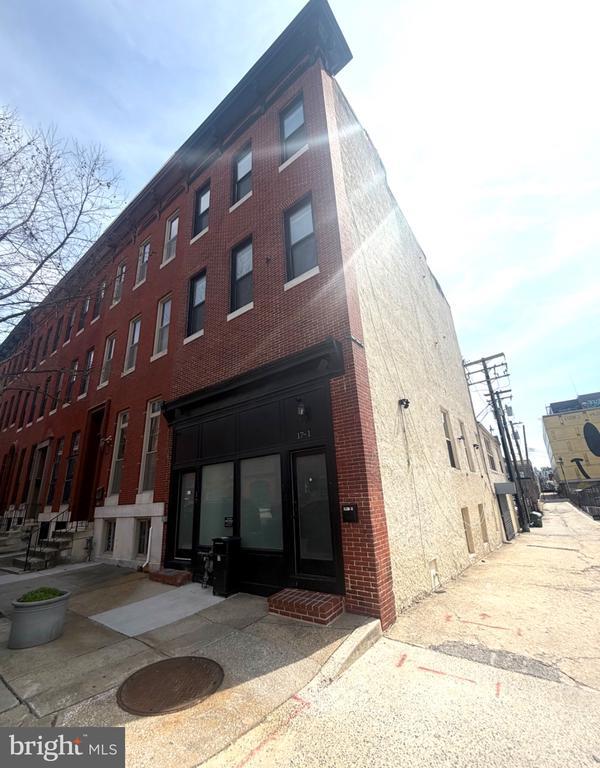 Photo - 17 E 21st St Unit 1