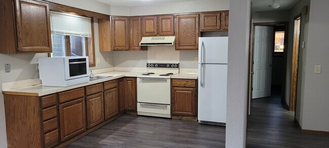 Photo - 1755 Colette Dr