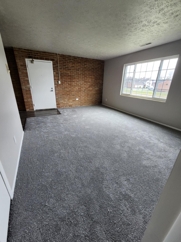 Photo - 1105 W Maple St