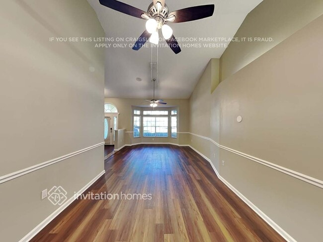 Photo - 3913 78th Pl E