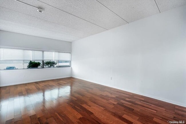 Photo - 142 Main St Unit 1D