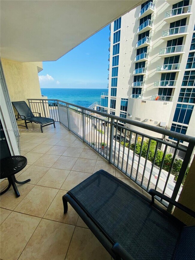Photo - 17375 Collins Ave Unit 705
