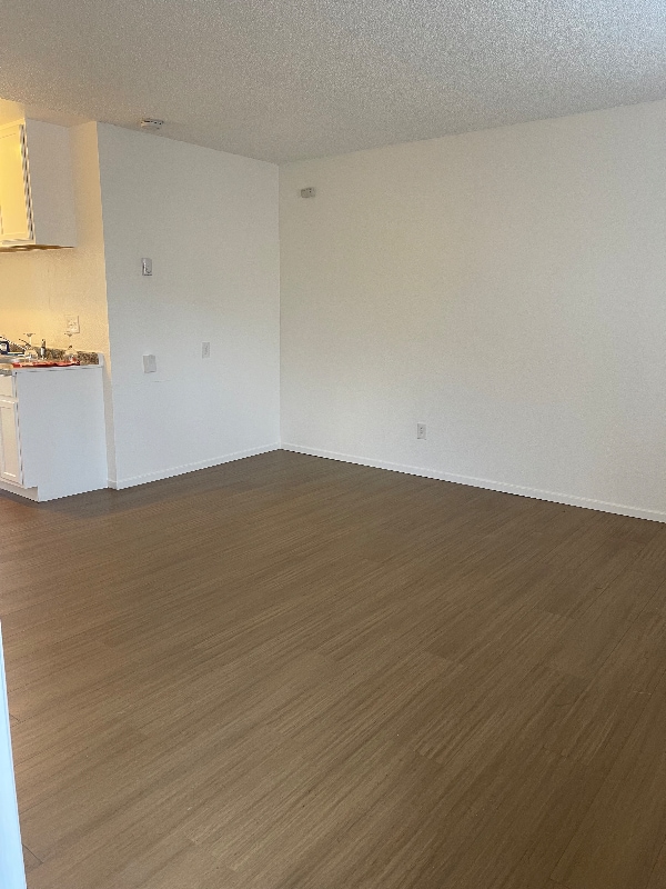 Photo - 1479-1485 Elder Ave