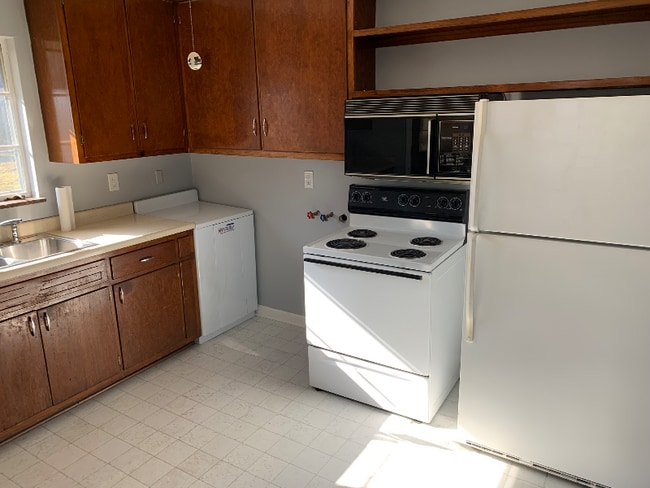 Photo - 2100 Berea Ave