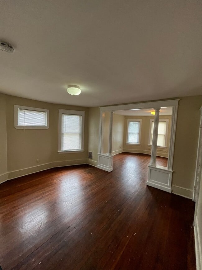 Photo - 137 Washington St Unit Apt 2