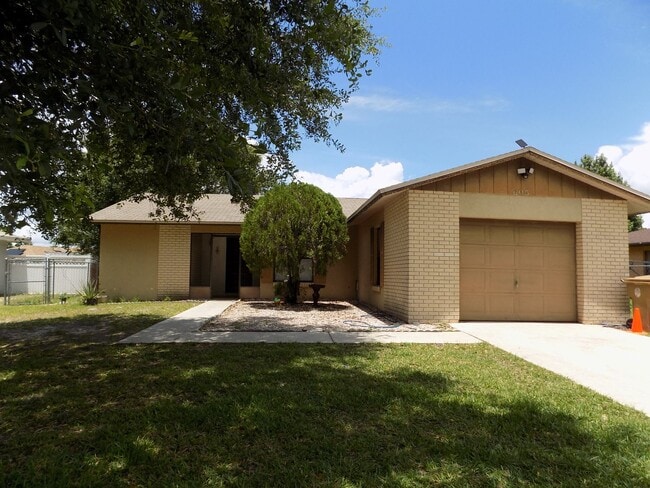Building Photo - 605 Estrada Ln Rental
