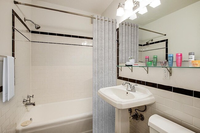 Photo - Park Aire Apartments