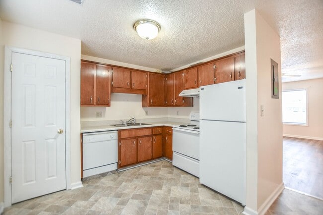 2805 Cobalt Dr