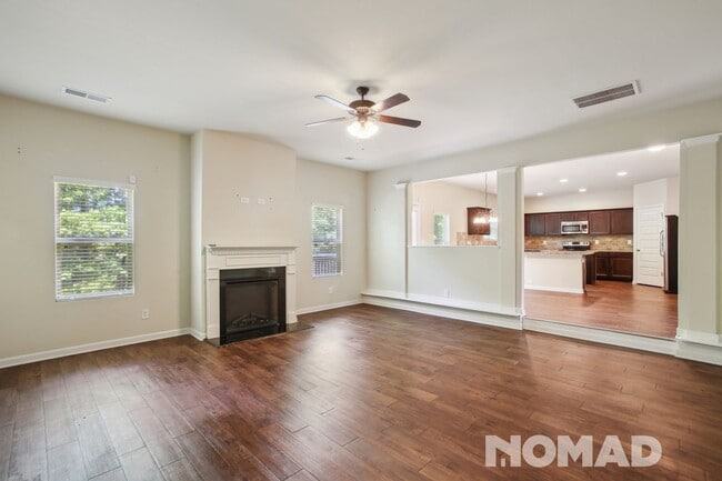 Building Photo - 283 Bandelier Cir