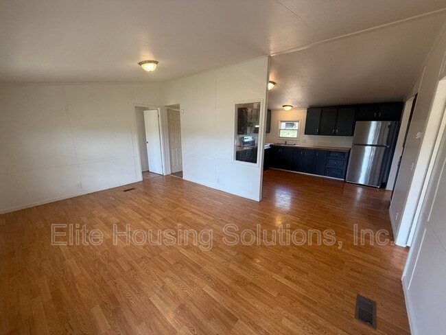 Building Photo - 3308 Old Stage Rd Rental