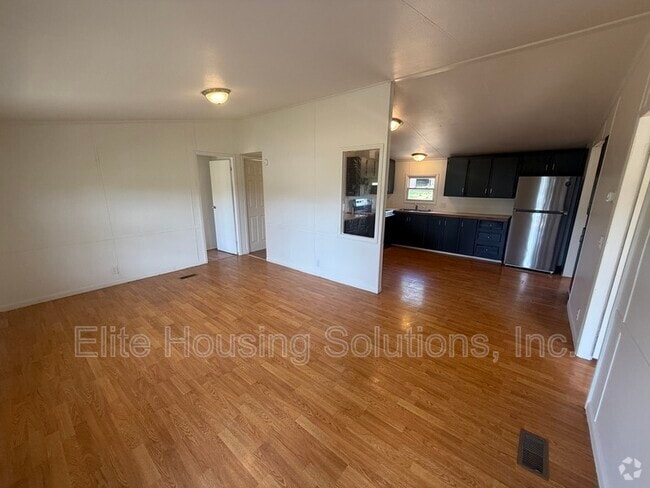 Building Photo - 3308 Old Stage Rd Rental