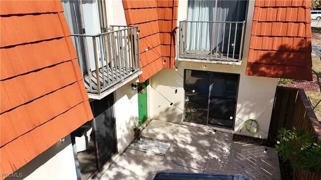 Photo - 5223 Cedarbend Dr