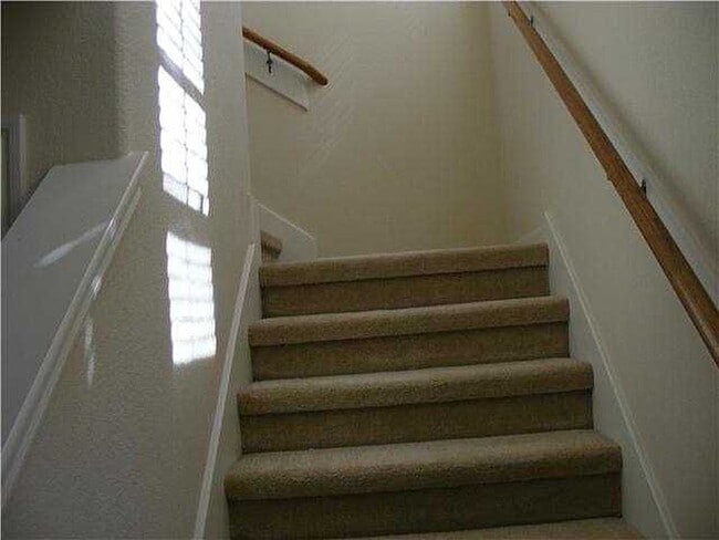 Photo - 2825 Saville Loop