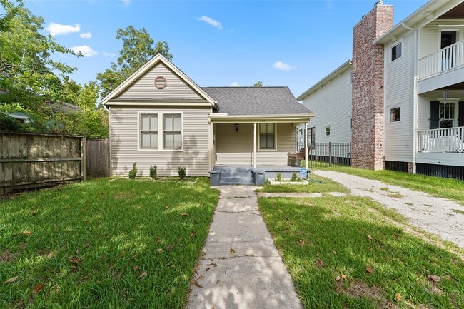Building Photo - 1317 Ashland St Rental