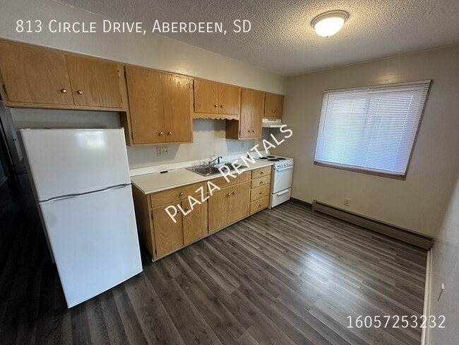 Photo - 905 N Main St Unit 2