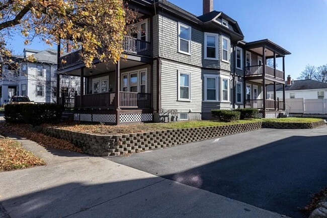 Building Photo - 11 Faxon St Unit 11 faxon Rental