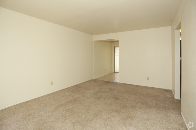 Living Area - Courtyard Cottages