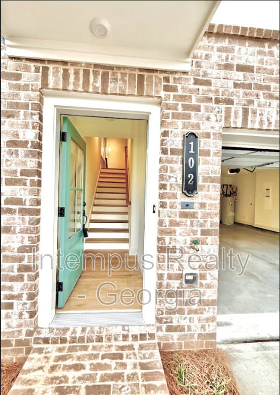 Photo - 102 Pinecone Pkwy
