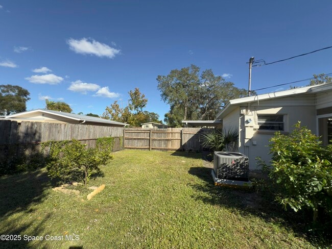 Photo - 4530 Coleridge Ave