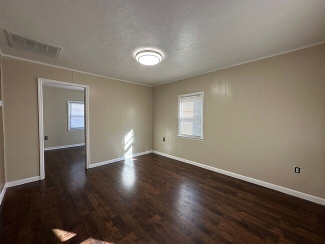 Photo - 717 Plantation Rd