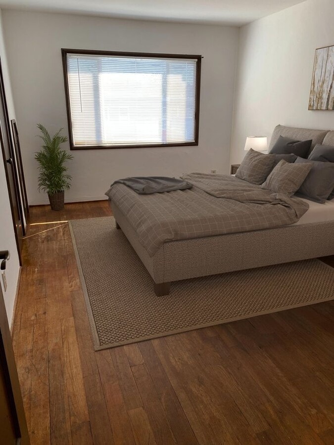 Photo - 6623 Waldo Ave