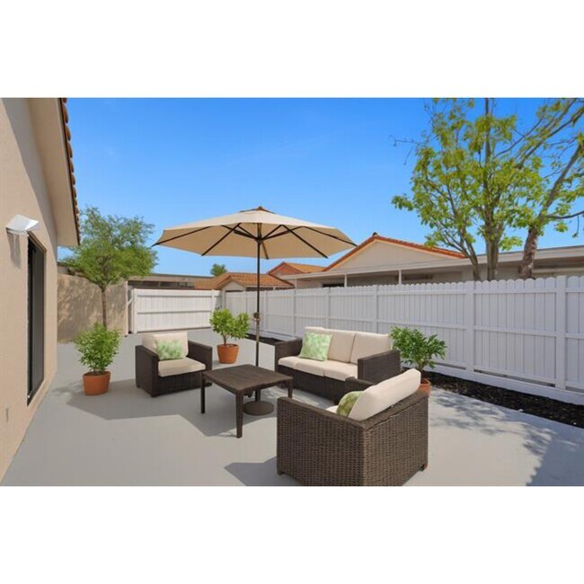 Photo - 2614 W 65th St