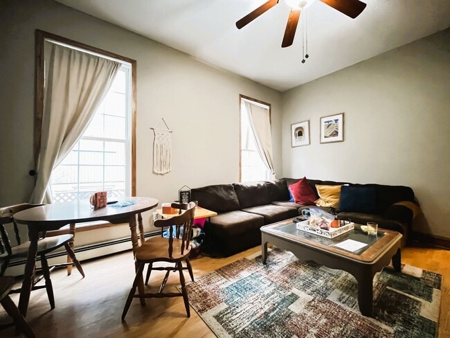 Photo - 1092 18th Ave SE