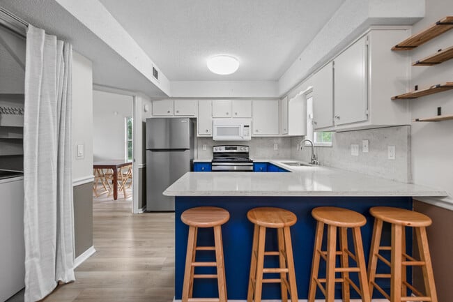 Photo - 6740 Scotts Pl