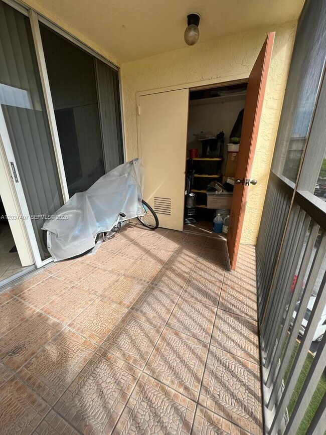 Photo - 8215 Lake Dr Unit 401