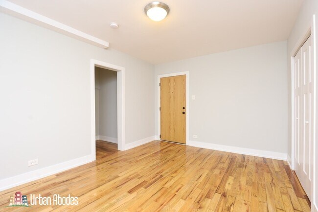 Photo - 557 W Arlington Pl Unit A08C