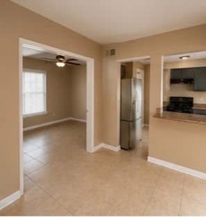5713 Count Ln