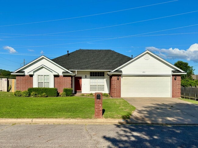 Building Photo - 2713 S.87th Drive-