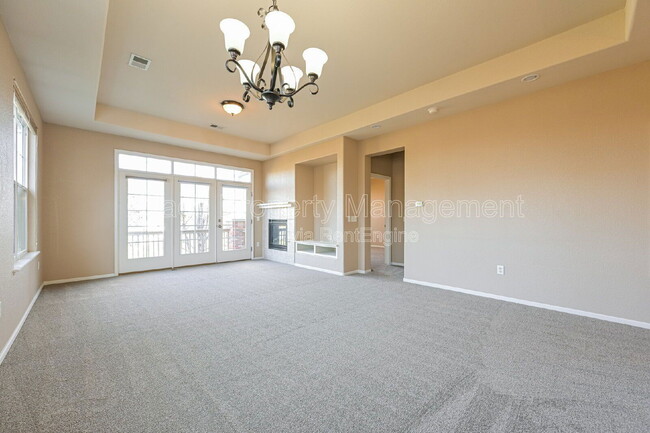 Photo - 2230 S Vaughn Way Unidad 202 Rental