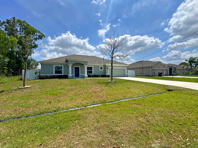 Photo - 6700 NW Omega Rd House