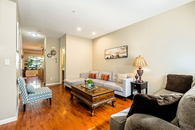 Photo - Beautifully maintained 2-bedroom, 3-bathro... Unit 64