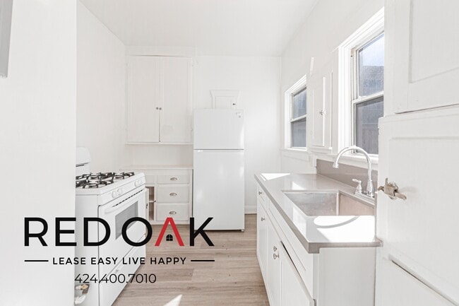 Photo - 527 W 15th St Unit 5