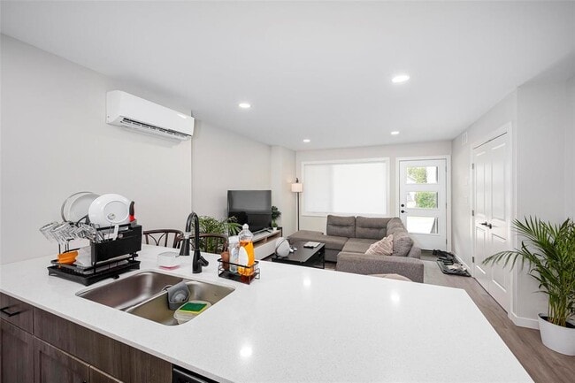 Photo - 54 Lennox Ave