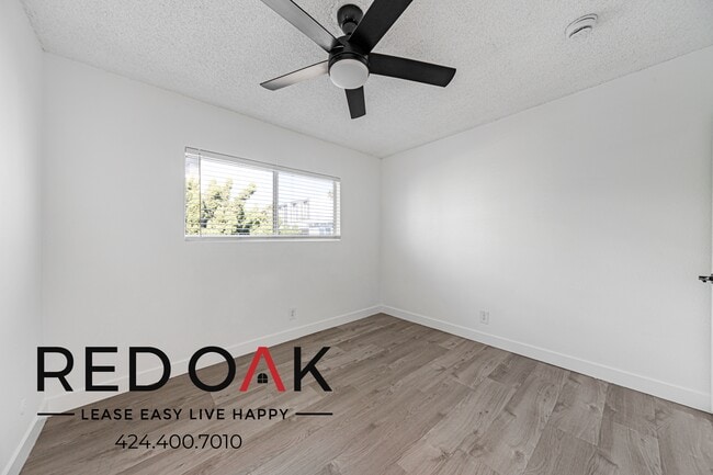 Photo - 5119 Fountain Ave Unit 209