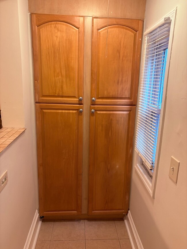Photo - 156 Wallace St Unit 1