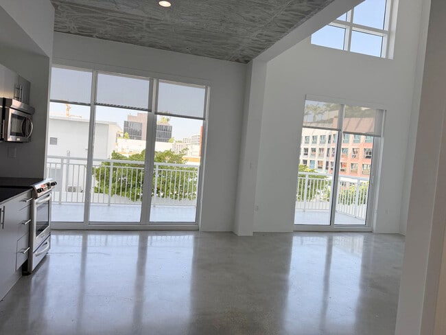 Photo - Cynergi Lofts at Wynwood