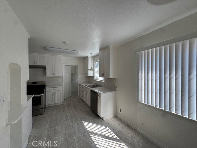 Photo - 1130 Spazier Ave