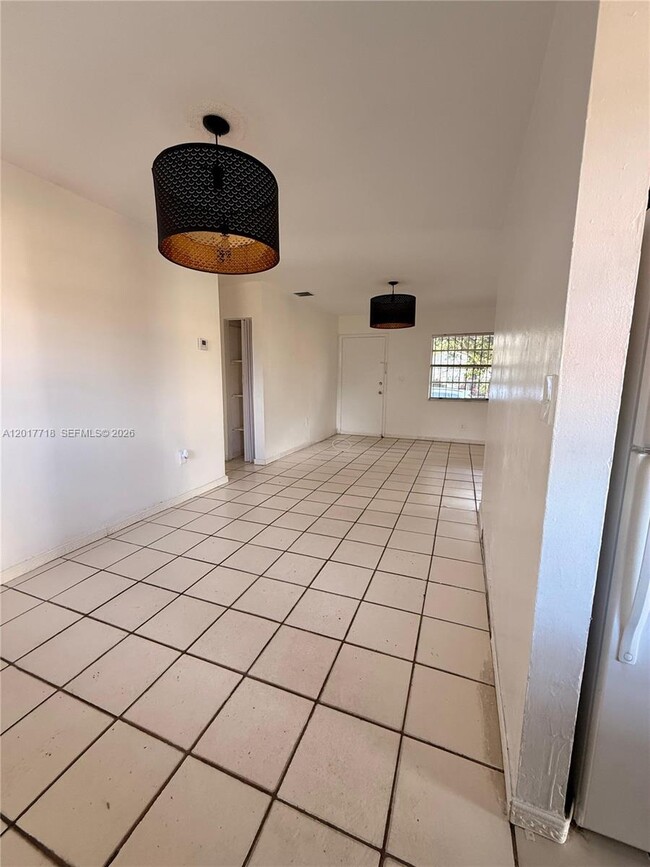 Photo - 42 NW 66th St