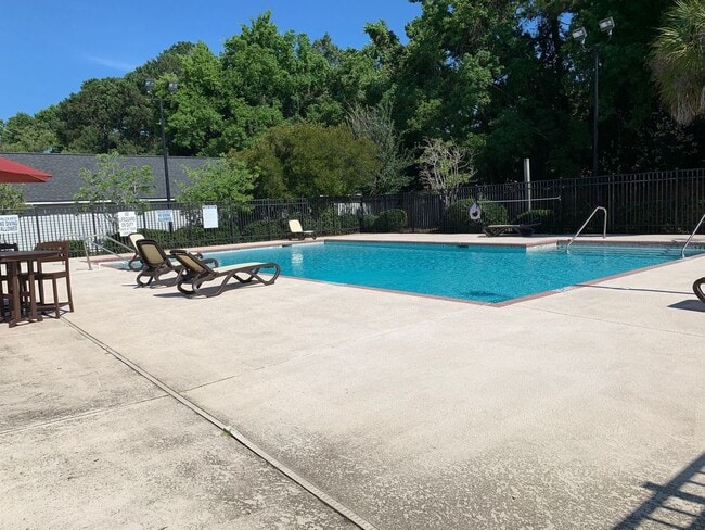 Photo - 2494 Etiwan Ave
