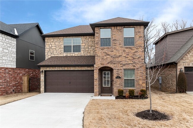 Photo - 1706 SW Riverstone Rd