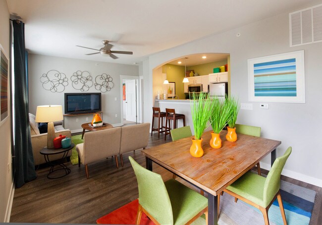 Lakeside of Carmel Apartments For Rent in Carmel, IN