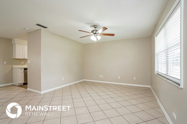 Photo - 1401 E 6th St