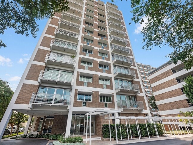 Building Photo - 3600 Montrose Blvd Unit 1209